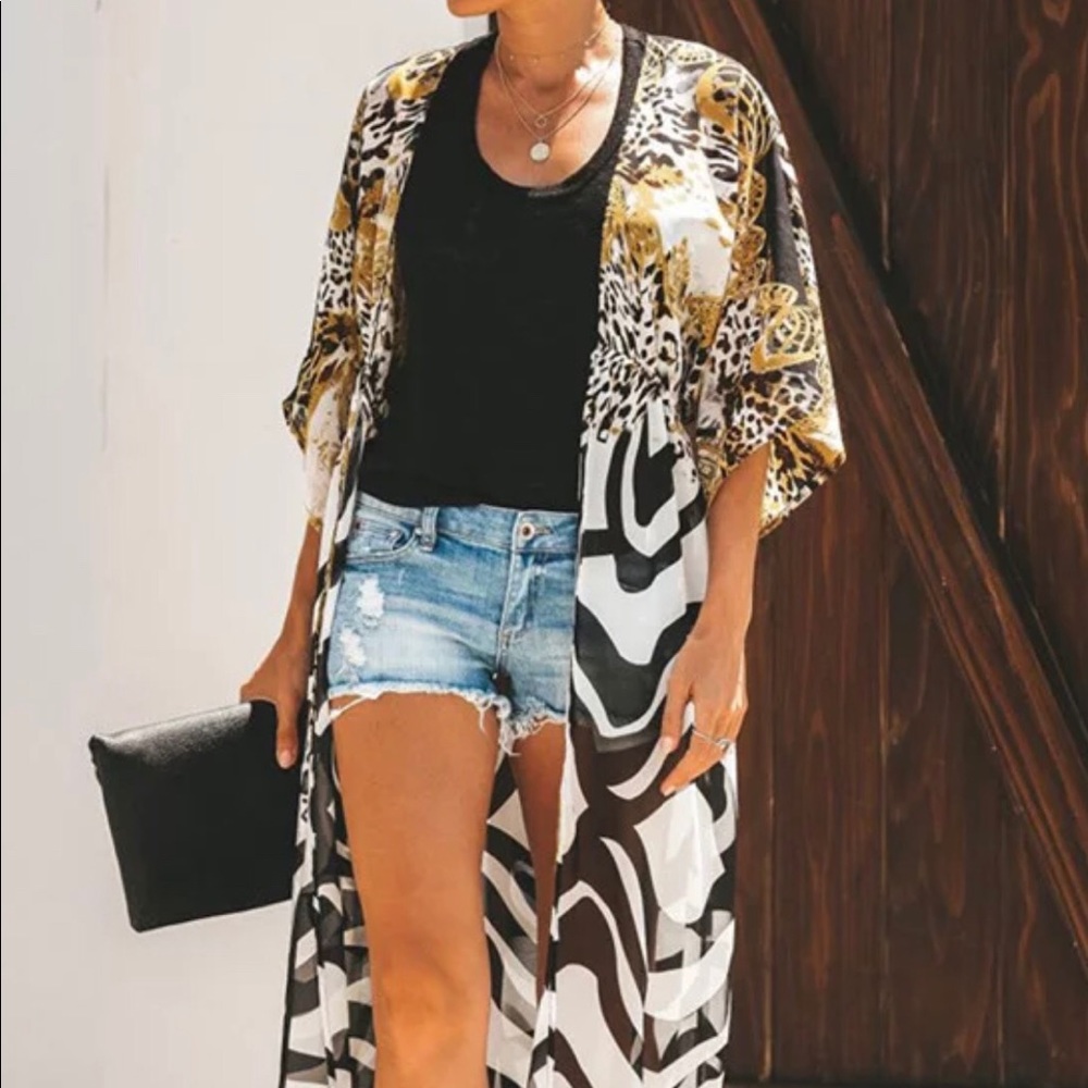 🔥🔥🍷💄 On Fire! Own The Room in this Kimono!